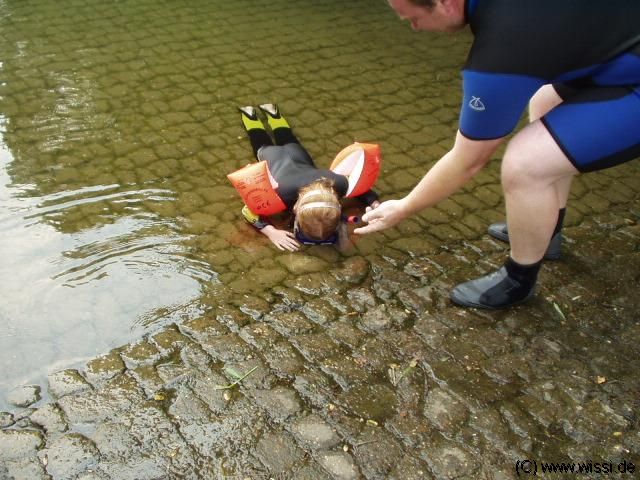 (c) 2003 by M�kreativ, Klaus Hintze